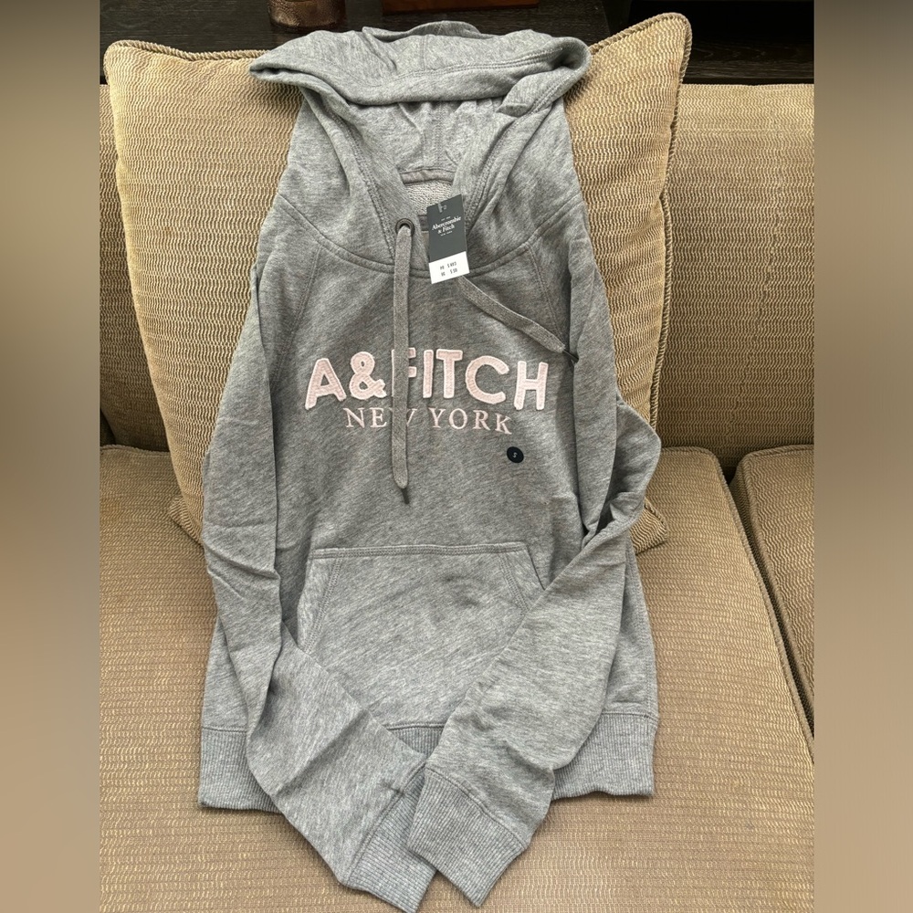 Abercrombie & Fitch Appliqué Hoodie Size S